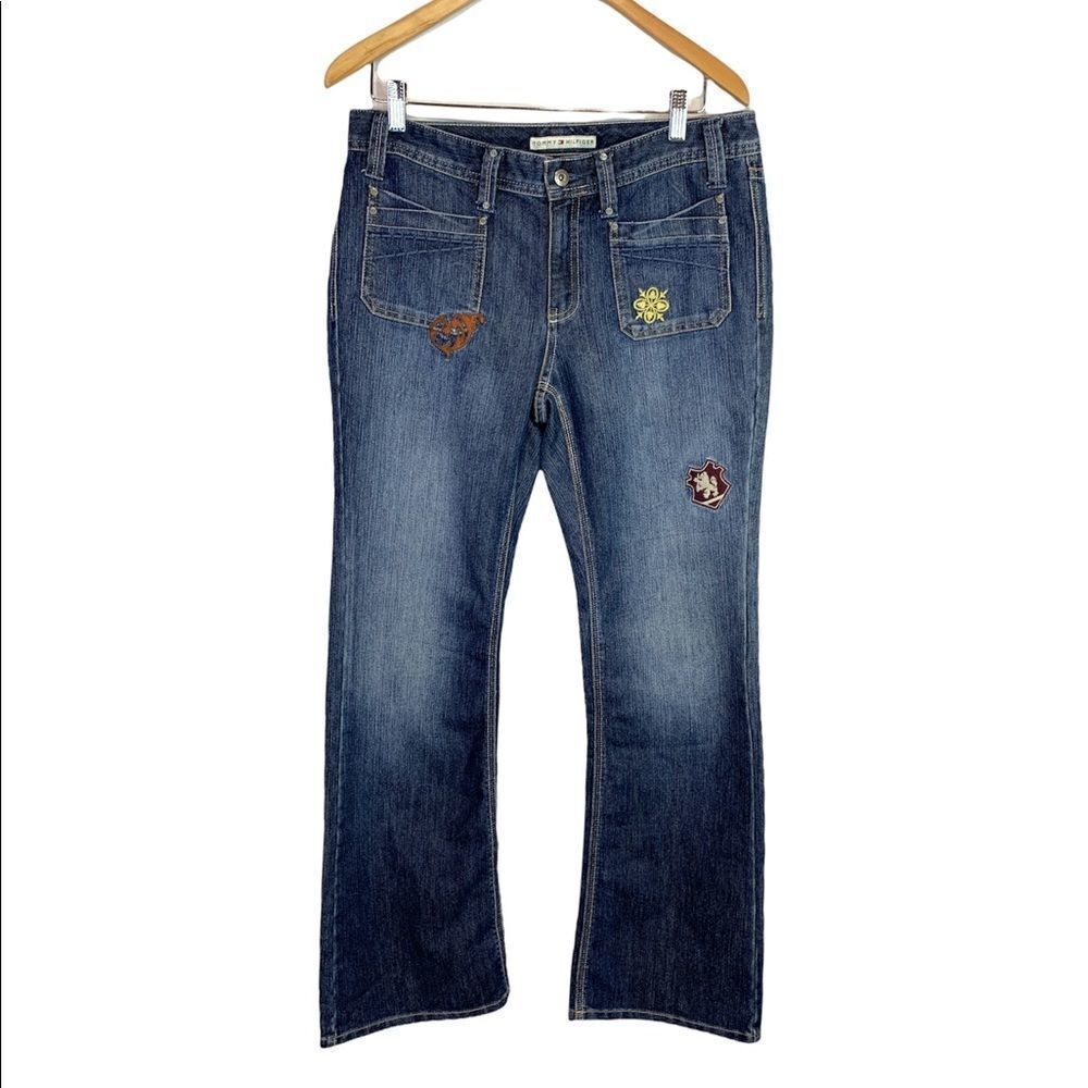 𝅺TOMMY Hilfiger Patches Jeans